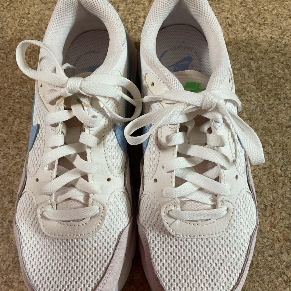 Nike Sneakers Size 7.5